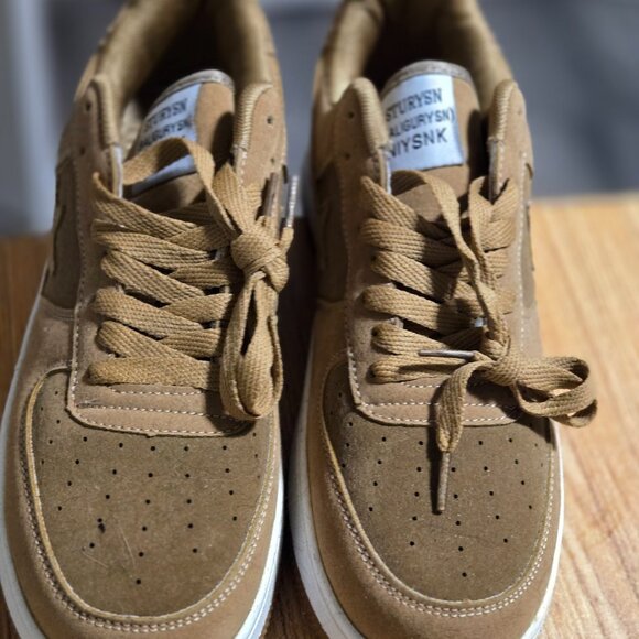 Sturysn Sneakers NWOT size EU 42 - Picture 4 of 5